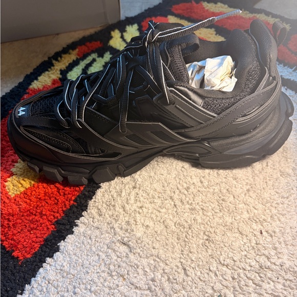 [NEVER WORN] Balenciaga Black Track Runners - Picture 2 of 7